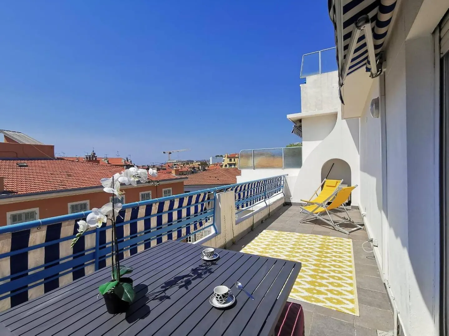 5 Papon - Dernier Etage - Terrasse A Ciel Ouvert - Garibaldi Nice France