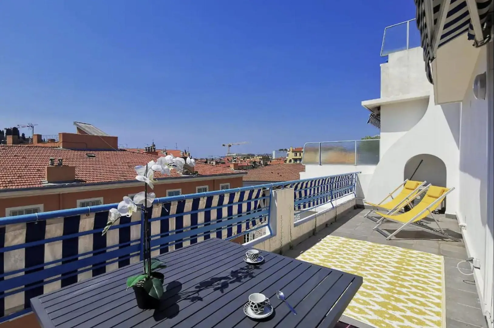 5 Papon - Dernier Etage - Terrasse A Ciel Ouvert - Garibaldi location