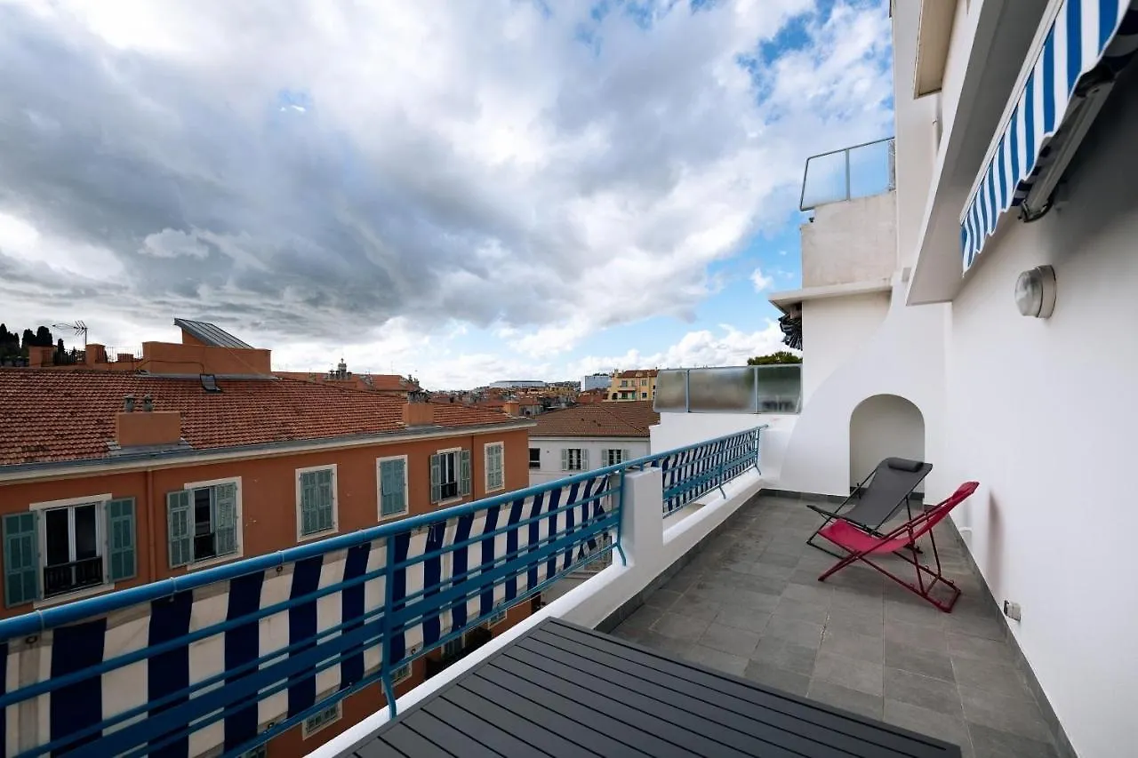 SMARTBNB - Dernier étage - Terrasse à ciel ouvert - Garibaldi Nice Appartement